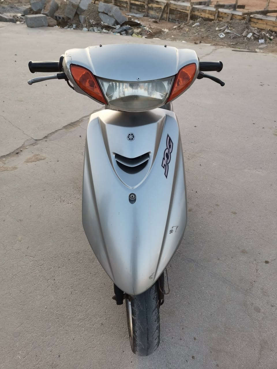 دراجة جوك عصفوري ياباني للبيع..
مكينة ناعمة او صافية شغاله نكره سلف او هندر نهضه او تسارع حلوة اكسل مابي صوت صالنصة بلادية بريكات اماميه او خلفيه شاصي نظيف  ستانة عالية او جانبية كهربائيات كلهه شغاله جوزة بلادية قفل الجنطة شغال كفرات بلادية او نضيفة  سعرهه ٣٢٥ بيهه مجال مكاني بابل المسيب ***********.
