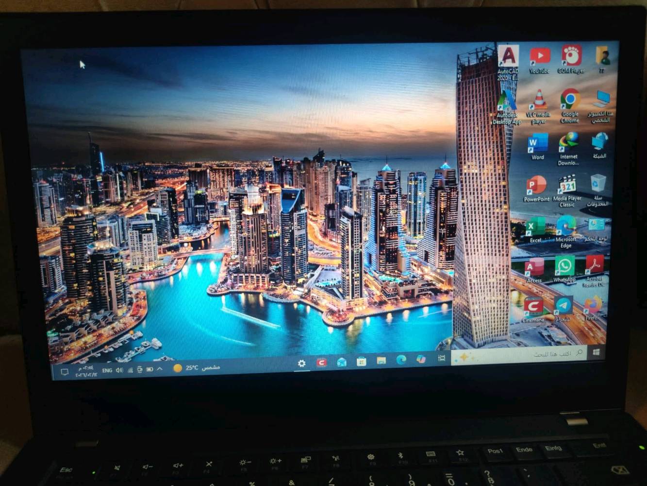 لابتوب من شركة Lenovo💻
Intel(R) Core(TM) i5-6300U CPU المعالج 2.40GHz،2.50 GHz

الرام 8كيكا قابل للتطوير 

الهارد ( SSD256 GB(SAMSUNG MZVLB256H قابل للتطوير 

حجم الشاشه 14 

الويندوز 10 برو 64بت 

كيبورد عربي انكليزي ليزري

مناسب للدراسة والطباعة وبرامج الاتوكاد والماتلاب والعاب متوسطه 

العنوان النجف ،متوفر توصيل لجميع محافظات
