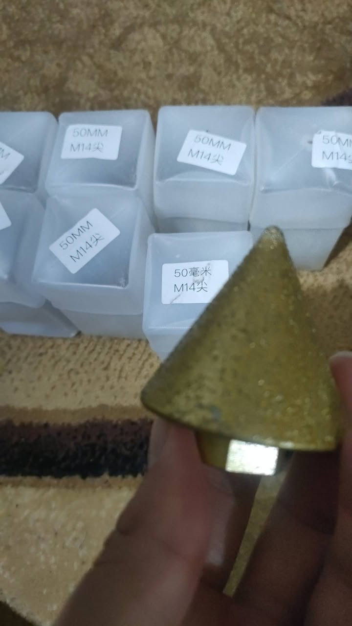 سكويرة ثقب سيراميك وغيره 50mm
14m


**إذا كنت صاحب هذا الإعلان وتريد حذفه لأي سبب، رجاءا أرسل رسالة إلى الدعم الفني**