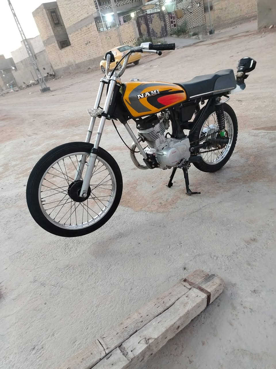 البيع تعميره ٢٥ أوراق سكنر السعر 550 وبيه مجال المكينه تايكر ***********
