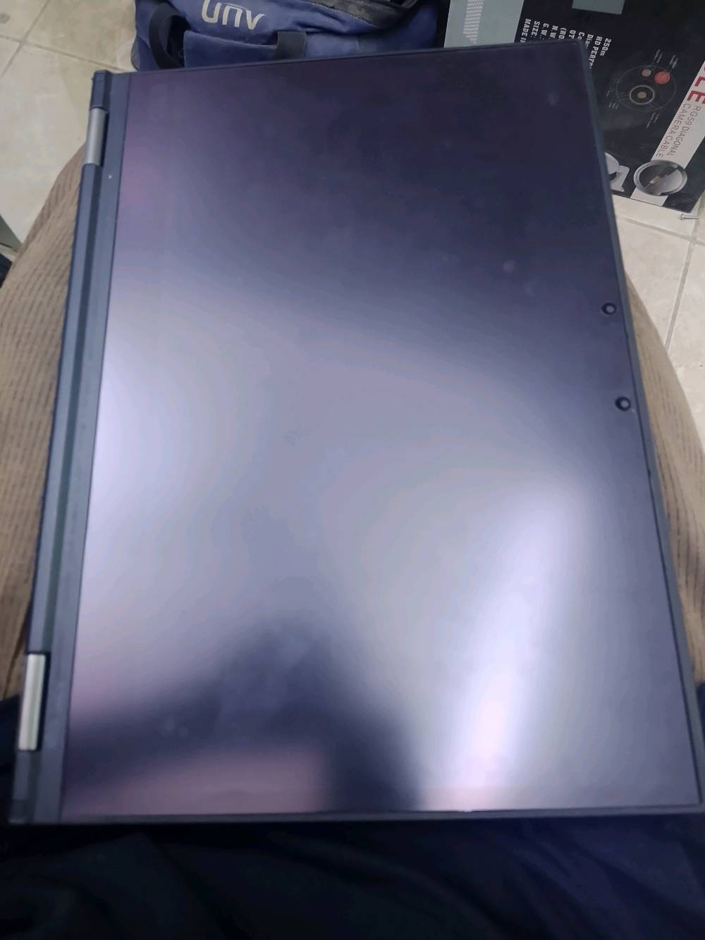 سلام عليكم 
لابتوب نظيف جدا نوع  lenovo
كوراي 5
الجيل الثامن
حجم الشاشة13.5
الرام 8
ويصير ايباد شاشتة للمس ويطبك
السعر 250وقابل التفاوض
انطي بيه ضمان
الاتصال على الرقم *********** بيه وتساب
العنوان // الديوانية حي العسكري ثاني شارع مستوصف