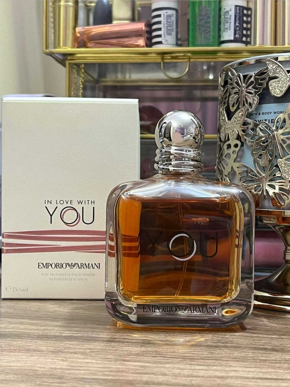 السلام عليكم 
عطور للبيع وكما موضح بالصور استعمال بسيط لغرض التجربه 
Coco chanel ب150
Castelbajac ب100
You ب 100
والعطور اصليه


**إذا كنت صاحب هذا الإعلان وتريد حذفه لأي سبب، رجاءا أرسل رسالة إلى الدعم الفني**