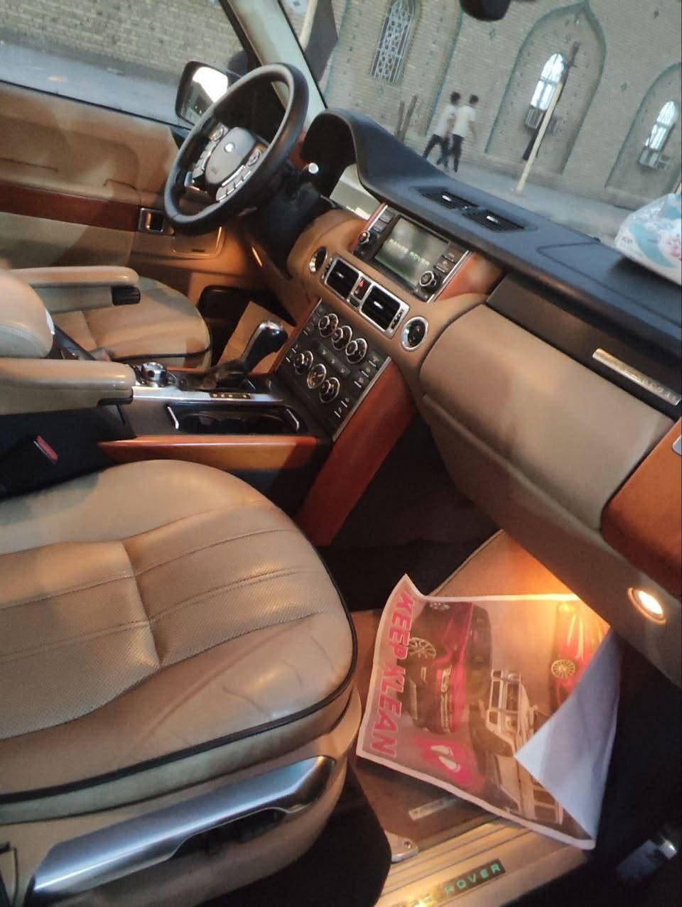 السلام عليكم رانج موديل 2011 ماشيه 140
السعر، 125

...

***********
