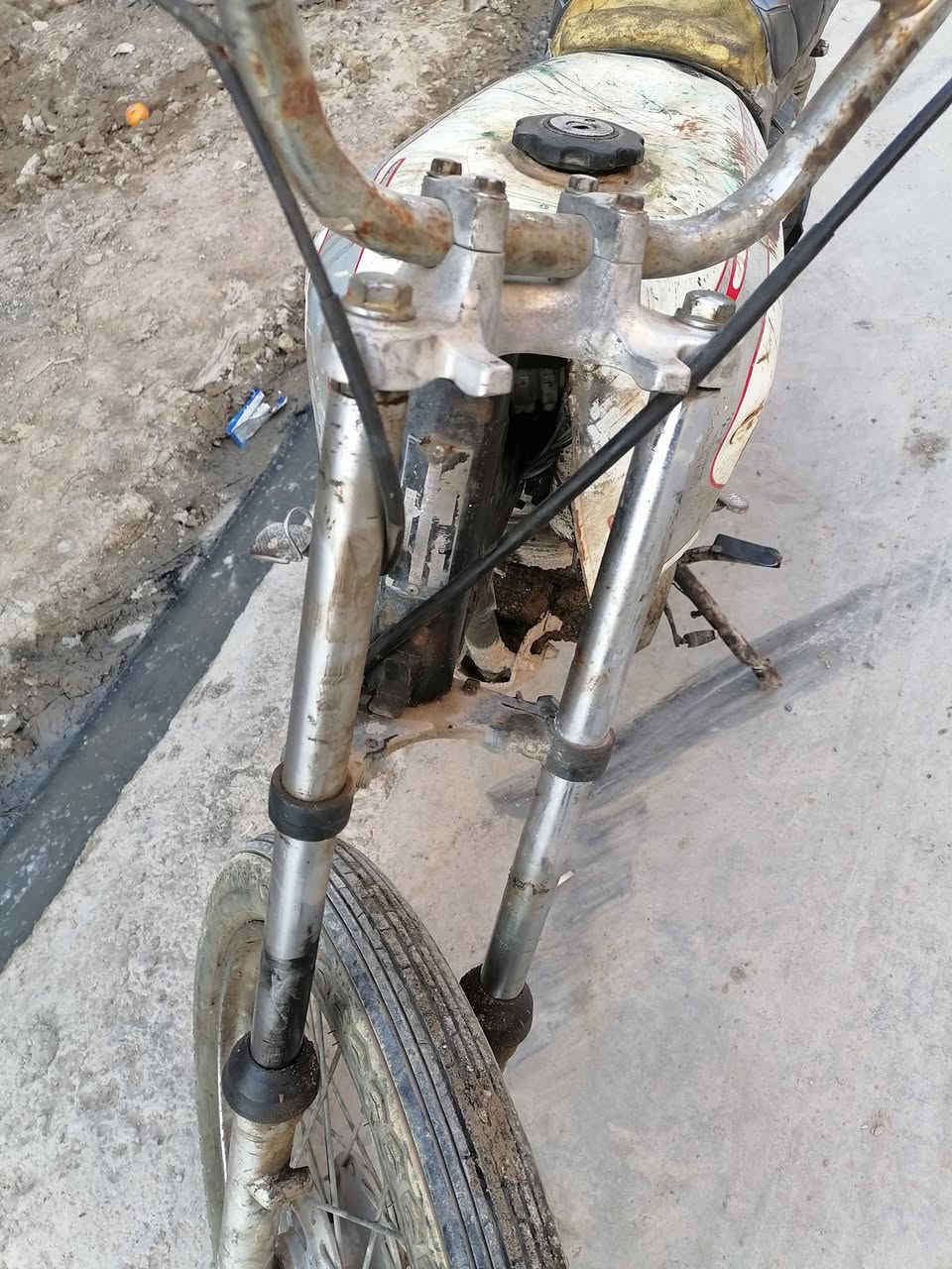 دراجه نامه شاصي رفيع موديل ١٦ شغاله السعر 140


**إذا كنت صاحب هذا الإعلان وتريد حذفه لأي سبب، رجاءا أرسل رسالة إلى الدعم الفني**