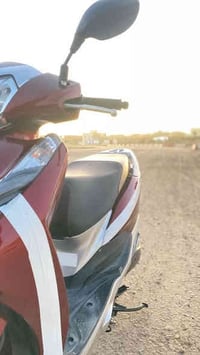 ليدي 2022  سعه المحرك 125 سي سي مبرد بالهواء  اصدر خاص ENANCED SMART P...