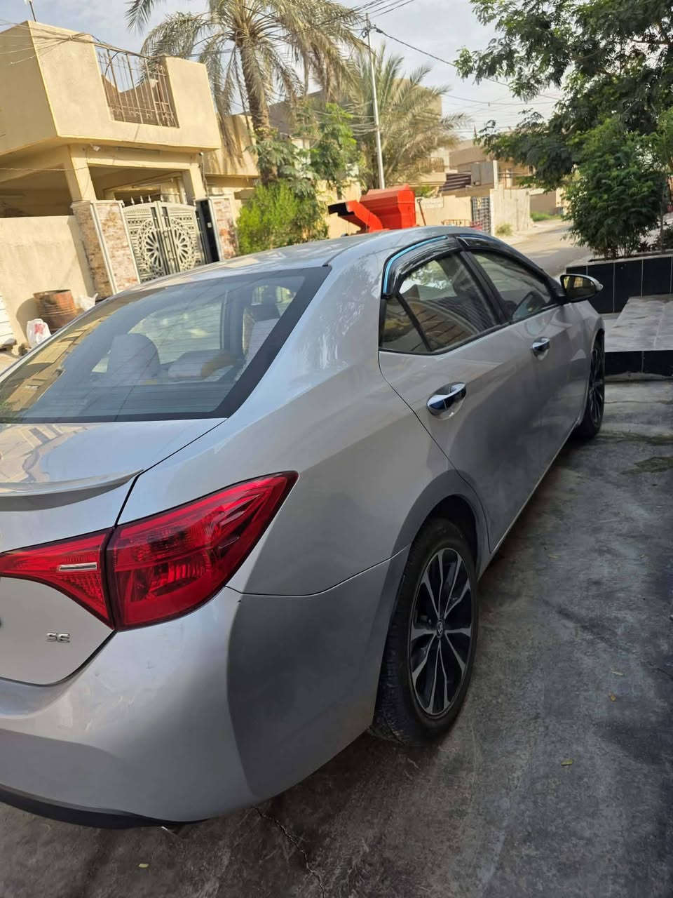 السلام عليكم سيارة كورلة للبيع
موديل 2019
لون سلفر 
ماشية 81 الف 
صور امريكا والسونار مرافق بل منشور بدون ايرباك 
مكان ديالى 
رقم اربيل دولي
رقم ***********
