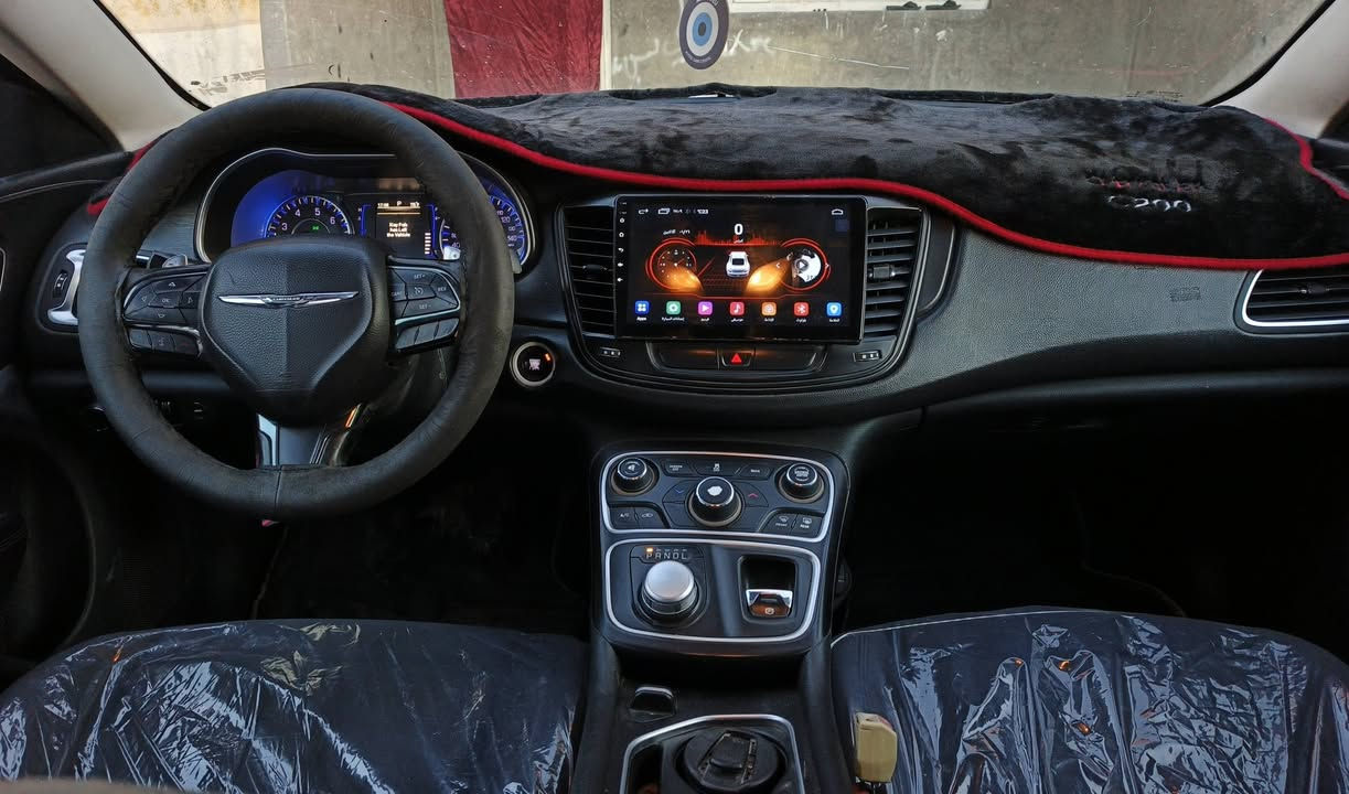 السلام عليكم البيع سي 200  موديل 2015رقم ذي قار حره تحويل ثاني يوم سنويه مجدده 28 مشروع وطني وارد امريكي ضربته بنيد وجاملغ فقط والباقي كفاله عامه مكفوله من الضربه القويه والكص العيب الشرعي مكينه 2400 مكينه وكير وحداديه وتبريد  وتدفئه وتخم تايرات كله مكفول سياره جاهزه مال جناي بمعنه الكلمه فول مواصفات واحد على واحد فتحه بصمه تشغيل بصمه ابواب بصمه جنطه تحكم ستيرن شاره بل مرايه شاشه كبيره كامره دسك خلفي وأمامي ويل كب منظومه زنون فول واحد على واحد مكان سياره ناصريه سعر 93 بيه مجال قليل رقم الهاتف *********** أنه مكلف بل نشر خابر راعيه بيك خير وتدلل
