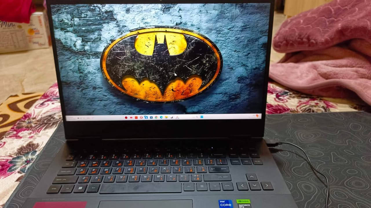 للبيع لابتوب HP omen 16
المعالج:  Core i7 13700hx

كارت الشاشة:  RTX 4060 140w

رام:  16GB DDR5

الهارد:  2TB SSD NVMe Lexar 

الشاشة:  16"

دقة 2K

هرتزية 240Hz

النظافة 90%

علق ليصلك السعر


**إذا كنت صاحب هذا الإعلان وتريد حذفه لأي سبب، رجاءا أرسل رسالة إلى الدعم الفني**