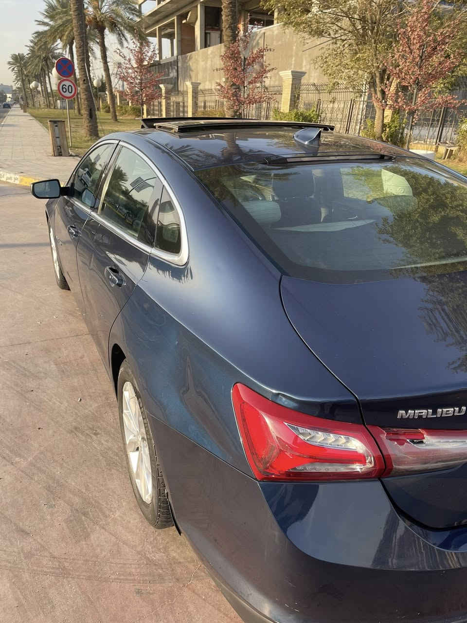 ماليبو 2019 
حادث تبديل بابين جهة السائق وجاملغ صبغ
ماشية 58 mile
ملاحظة طخة بالجاملغ الايسر الخلفي بسيطة ترجع بارد
السـ*ـعر 116$ وبيها مجال
***********
