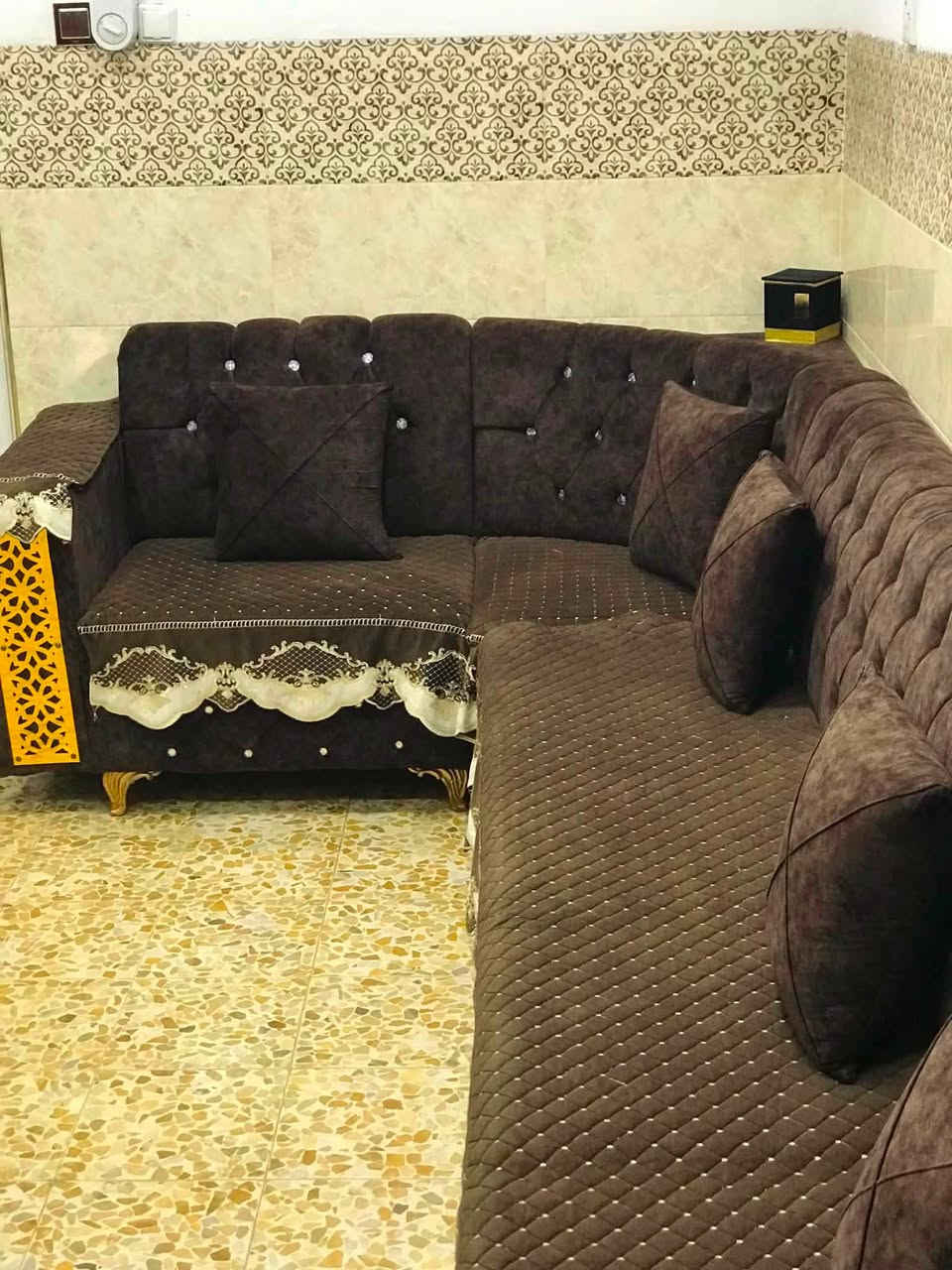 السلام عليكم
طخم ديوان 7 امتار للبيع شغل مضبوط زاوية وحده مابي اي كسر او ضرر السعر 400 العنوان موصل حي القاهرة


**إذا كنت صاحب هذا الإعلان وتريد حذفه لأي سبب، رجاءا أرسل رسالة إلى الدعم الفني**