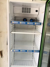 عارضه للبيع جديده استخدام قليل نضافه 100  تبريد خير من الله والسعر 450...