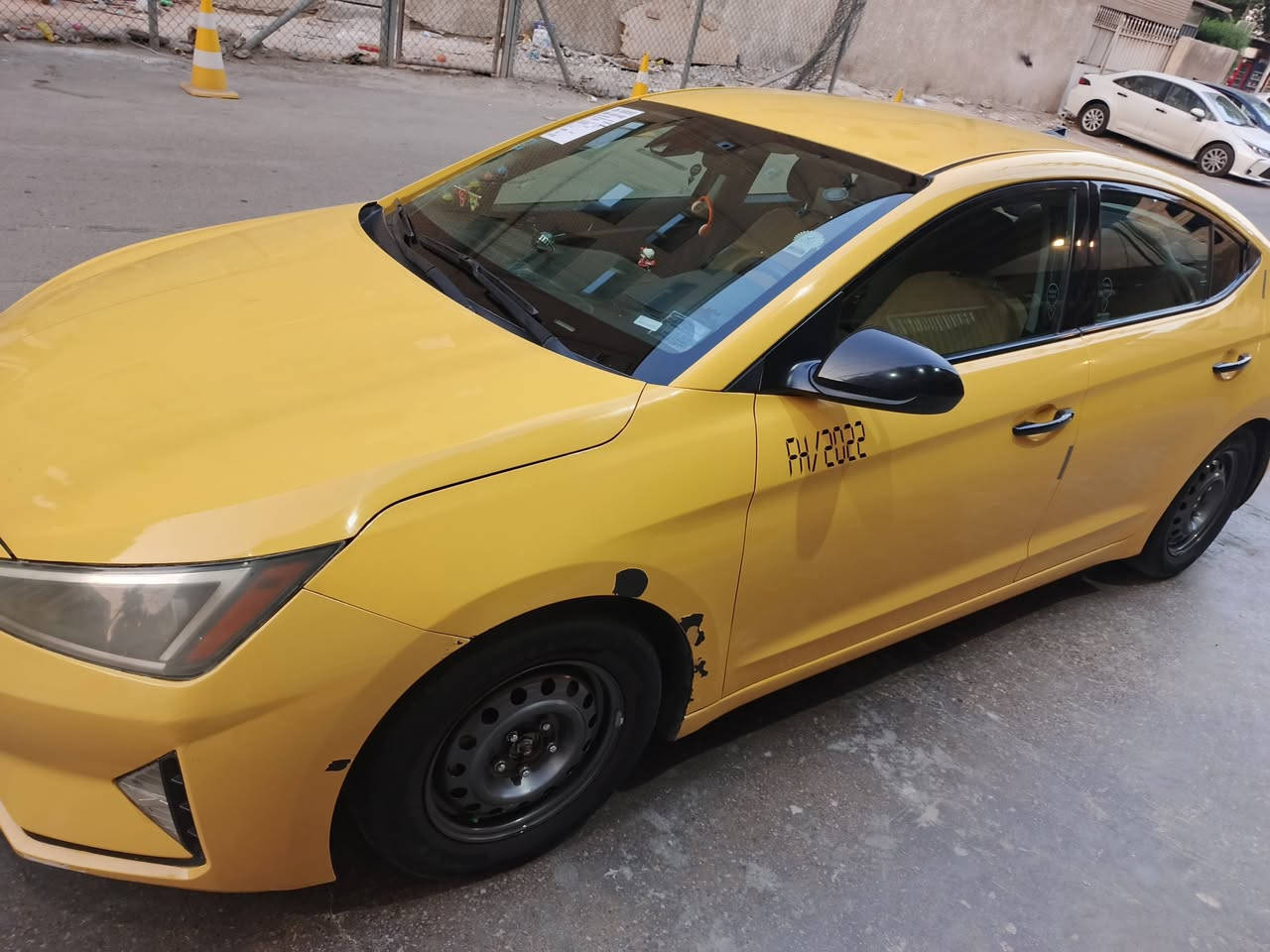 سلام عليكم سياره موديل 2020 وارد امريكي حادثه جاملغ جهت سايق مبدل شويه من خشم الغد سياره جديده ما ناقصه بس اضويه خلفيه يعني نواقص ما تنحسب بيه منضومه غاز مطفيه شايل وايرات رقمه دافع وصولاته ال3 سياره نضيفه كير او محرك علا وضع شركه سياره اليبل واحد ما عدا جاملغ ماشيه 123 ميل معروضه 135 بيه مجال مكانه بغداد مدينه الصدر الحبيبيه *********** موجود واتساب
