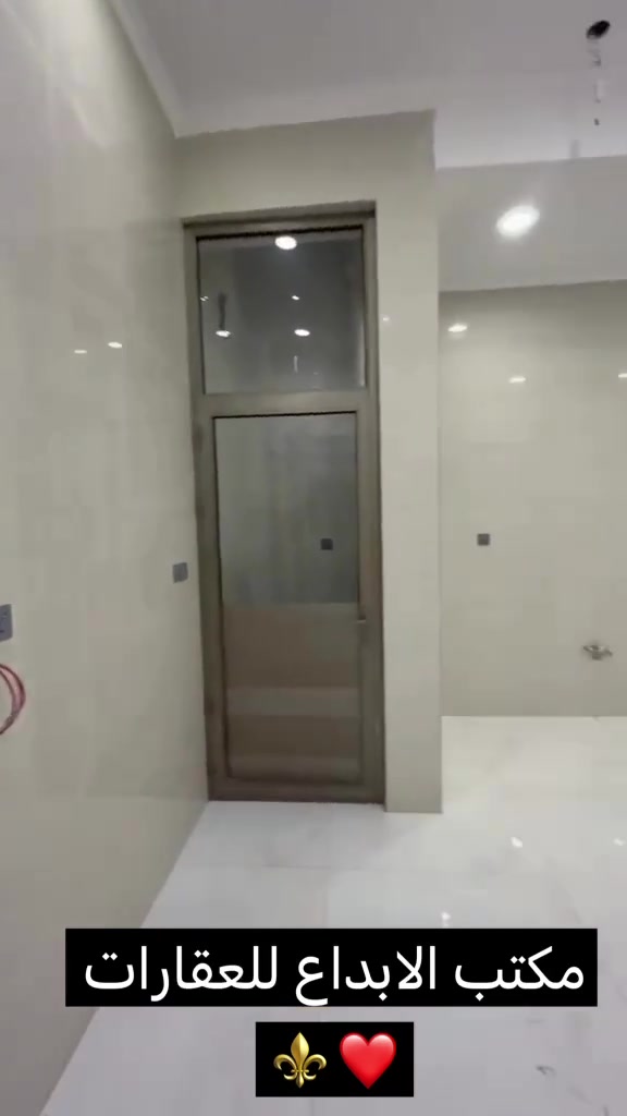 سلام عليكم توفرت شقق سكنيه الايجار طابق ارضي لحد طابق ل 5
موقع شقق زيونه 710
تحتوي 2نوم +مطبخ +صاله كبيرا +خدمات +بارك +منور عدد 2
لبنايه زيرو ديلوكس بناء 2026
مكتب الابداع للعقارت 
موقع لمكتب زيونه قرب نادي بلادي 
***********

