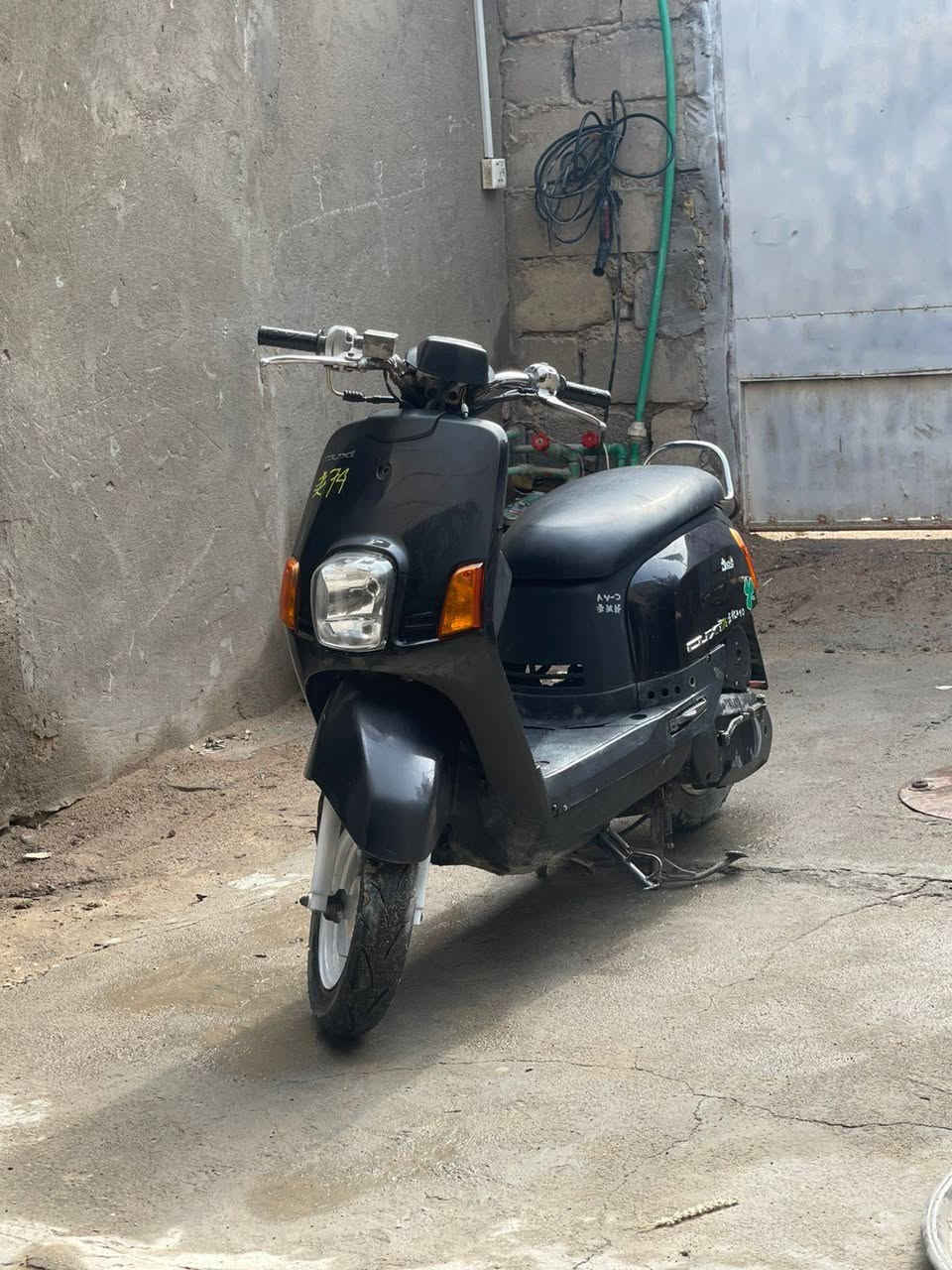 سلام عليكم ماكس بوليس مكينه ما مفتوحه صوته ناعم كلشي شغال سلف هندر اشاير كلوبات مستعجل علؤ بيعته كلش السعر 650قفل كلش العننوان بصره زبير رقم الهاتف ***********
