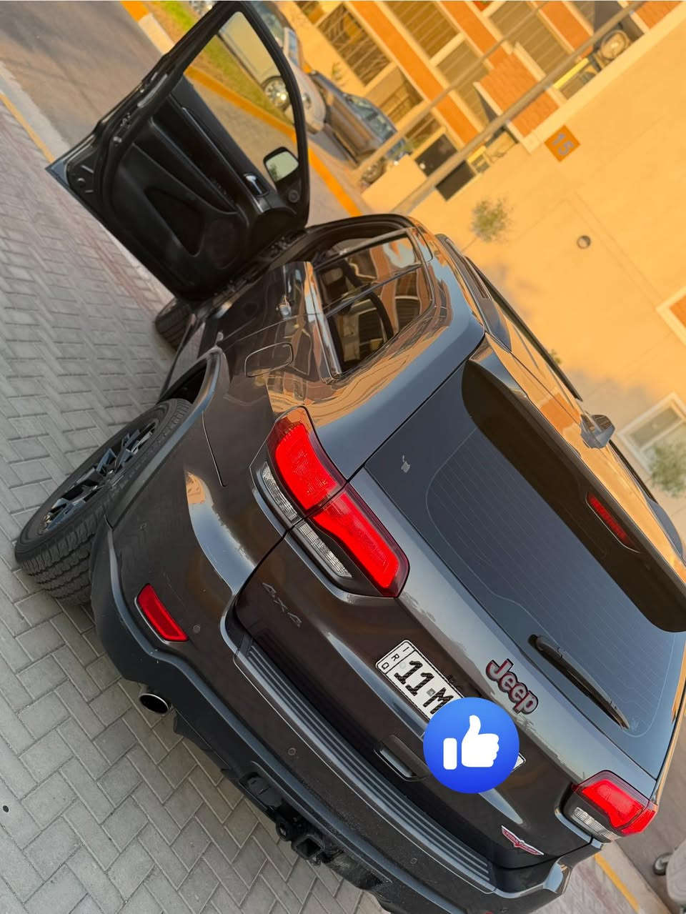 2020Jeep TRAIL HAWK
السياره اعلى فئه فول الفول 
رقمها بغداد مميز
جكات تصعد وتنزل 
رادارات اماميه وخلفيه 
عليها برمجه مال بانزين عادي اسم دونز ماكو
شاشه كار بلي 
تدفىه وتبريد بلكشنات 
كشنات حضن اس ار تي 
١٦سماعه صوت
ويل ٢٠
ضررها فقط بنيد وجاملغ والجاملغ ثاني مصبوغ اثر جراد 
سياره كامله من كلشي حداده تبريد كير مكينه كفاله عامه 
ماكو هيج سعر بلسوك مال تراك هوك 229$
***********
