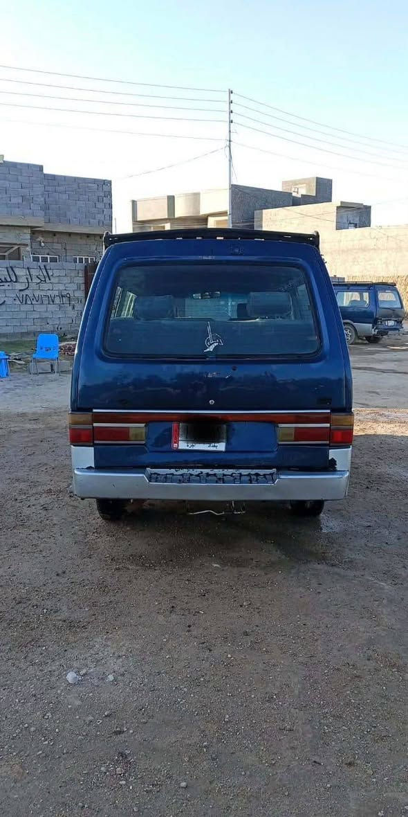 سلام عليكم كيه لبيع الموديل 1993السنويه2028  محرك كير وكسن مكفول كفاله عامه 🧿  تخم تاير السعر 45وبيه مجال المكان الفلوجه ***********رقم الهاتف
