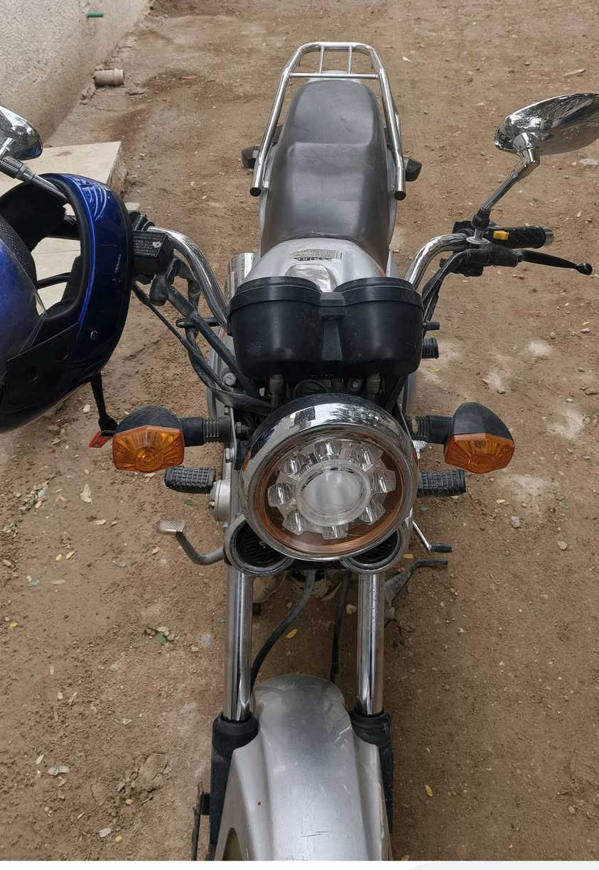 السلام عليكم
شباب دراجة دايون عضم موديل 20 نضيفه كلش والله وما متعوبه الدراجة اصوليه اوراق كامله اي نقص ما بيها شلعه فول خير من الله وسعرها مناسب جداً.. الشراي يتفضل الخاص مفتوح


**إذا كنت صاحب هذا الإعلان وتريد حذفه لأي سبب، رجاءا أرسل رسالة إلى الدعم الفني**