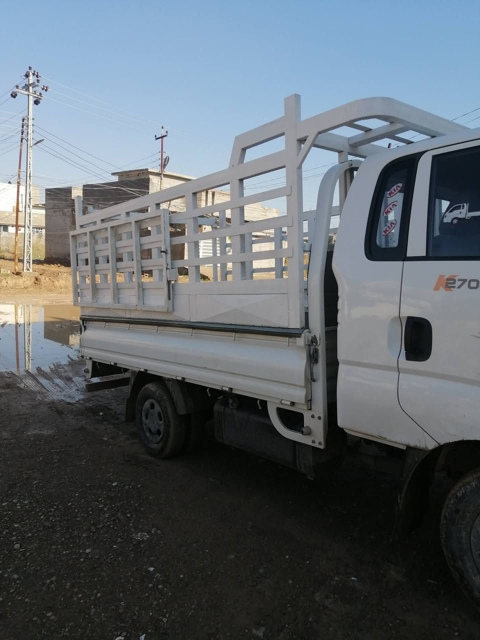 السلام عليكم
كيا حمل 2700 للبيع موديل 2013 بسمي تحويل مباشر سنويه 2028 تبريد تحكم استيرن سياره خير من الله مكاني بعقوبه السعر 110 وبي مجال.
***********
