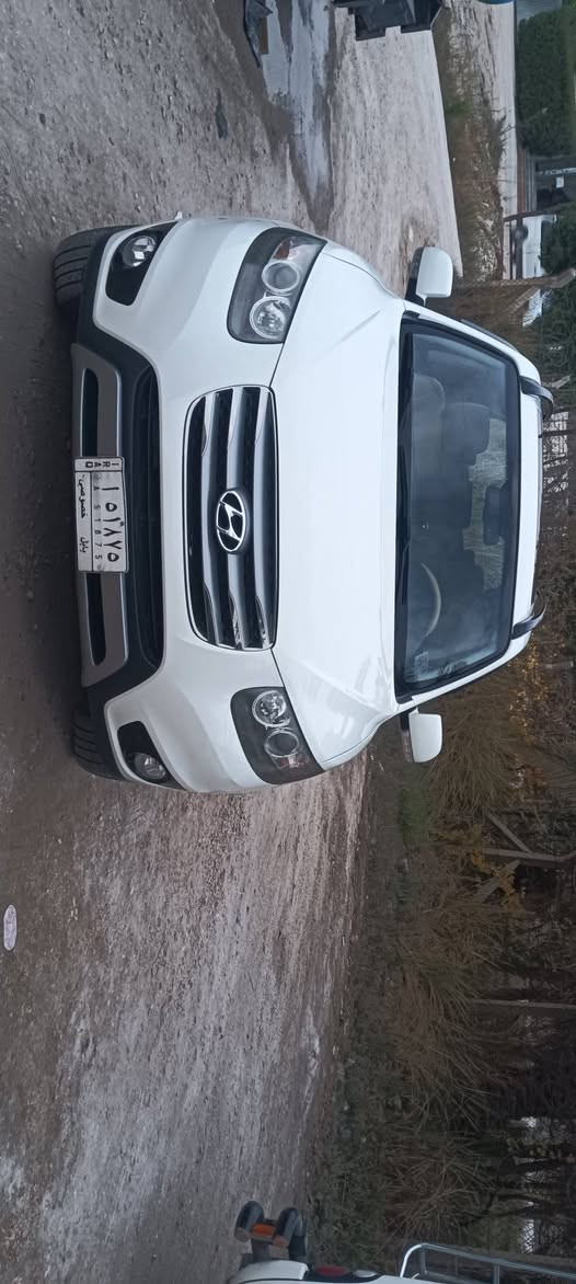 السلام عليكم سنتافي 2012للبيع فول مواصفات ماعدا المكينه 2400اربعه سلندرمكفوله للاستفسار الاتصال على الرقم ***********
