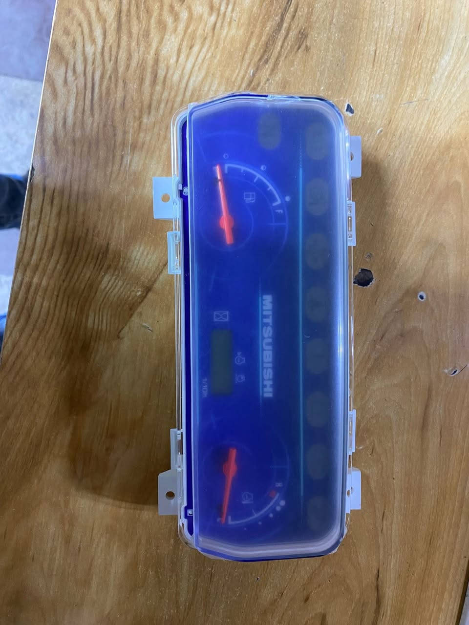 توفر دشبول مسبوشي 
جديد بل كارتونه اصلي 
***********
