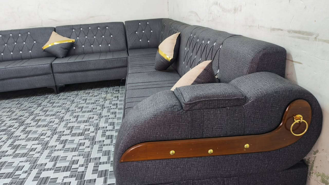 ديوان 11 مقعد تسكام بلوك اسود جديد السعر 300 المكان كربلاء يوجد توصيل  ***********
