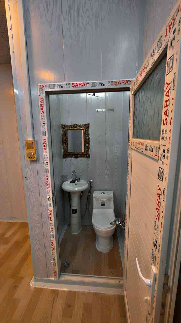 ✨ كرفانات فاخرة بمعايير هندسية متقنة – حيث تلتقي القوة بالأناقة
نقدم لكم مجموعتنا المميزة من الكرفانات المصنّعة بدقة عالية، والمصممة لتمنحكم تجربة استخدام راقية وموثوقة. نعتمد في صناعتنا على أفضل الخامات العالمية، مع عزل احترافي يضمن لكم راحة مثالية في جميع الفصول.
كرفاناتنا مناسبة للمدارس، والبيوت، والاستراحات، والمشاريع الحكومية والخاصة، وتأتي بتشطيبات فاخرة تلائم أعلى معايير الجودة.                                                                                                                                                                                                       🏛️ مزايا الصناعة الراقية :                                                                                                                                                                                     الأسعار:
⬅️ السعر المتر ضد الحريق🔥🔥33 الف دينار
يشمل🚪 البواب و🪟الشبابيك و كهربائيات 💡سعودي
⬅️ سعر المتر: العادي ب 24الف دينار 

يتوفر لدينا تغليف عضم مع سقوف ثانويه سعر المتر ب 11الف دينار 

هاتف📞📞***********
