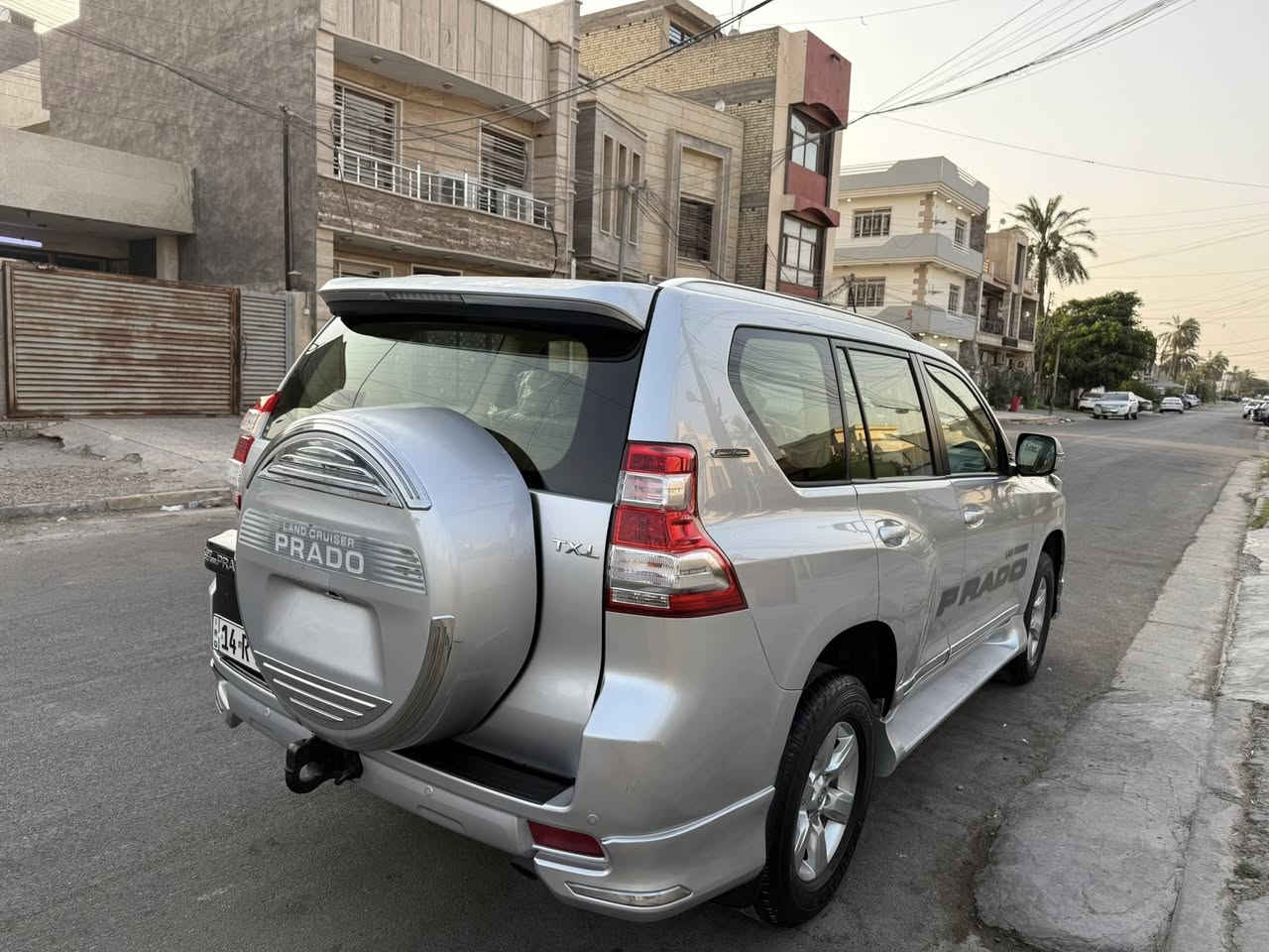 سلام عليكم عندي برادو 2014كويتي فول 6سلندر دبل تانكي ماشيه 200حقيقي رقمهه بصره بسمي تحويل مباشر ابي مكان سياره كفاله عامه السعر 300مكان سياره بغداد ***********
