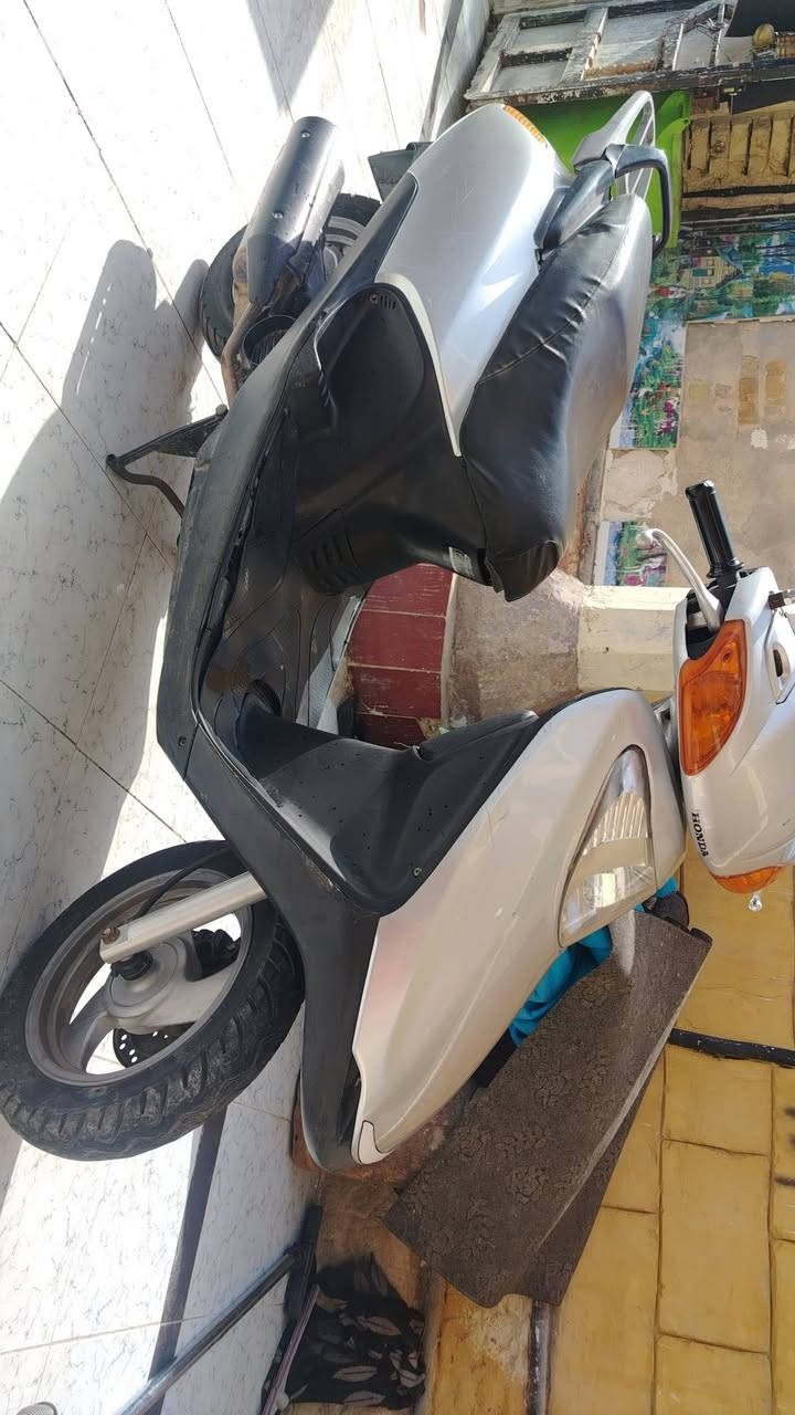 السلام عليكم
دراجه ٢ سبيسي للبيع مجفت مره وحده
مكانه كوت واسط سعر الوحده ٦٥٠ وبيه مجال 
***********
