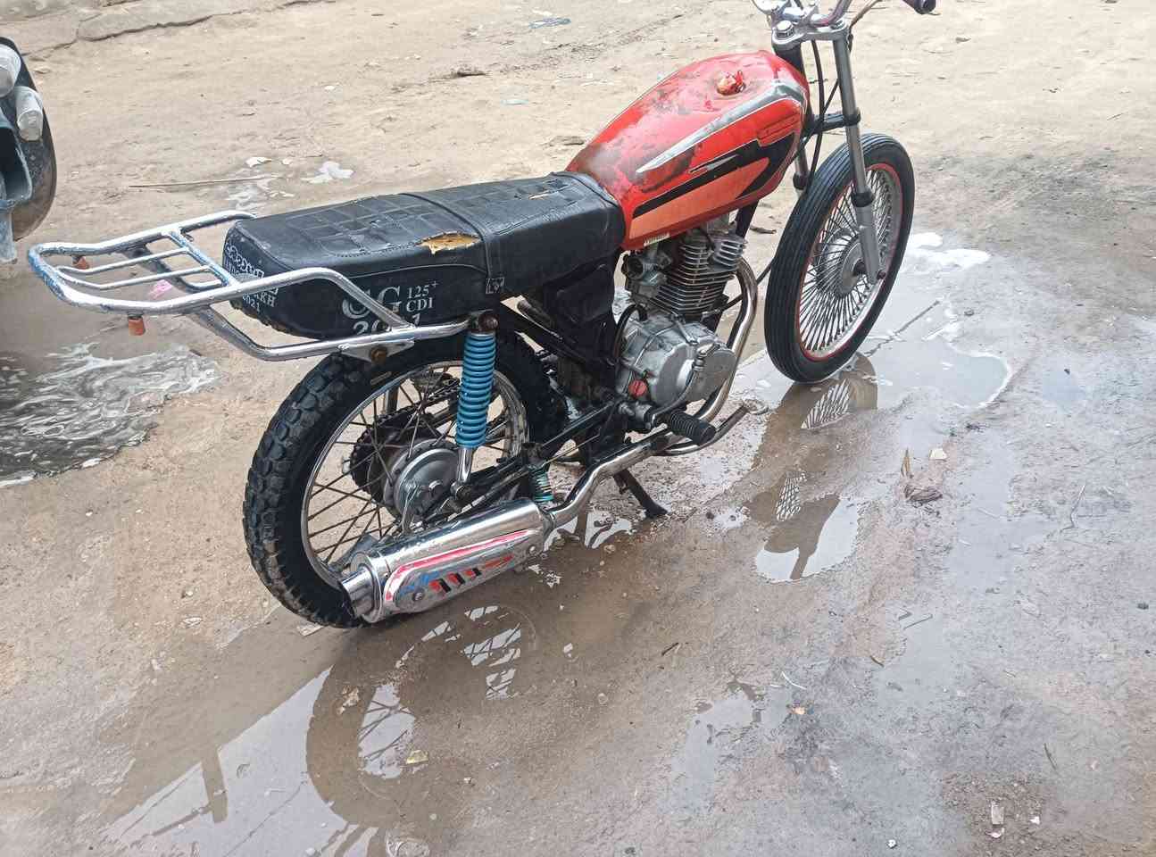 السلام عليكم دراجه كلك مكاني نجف السعر ١٧٥ ***********
