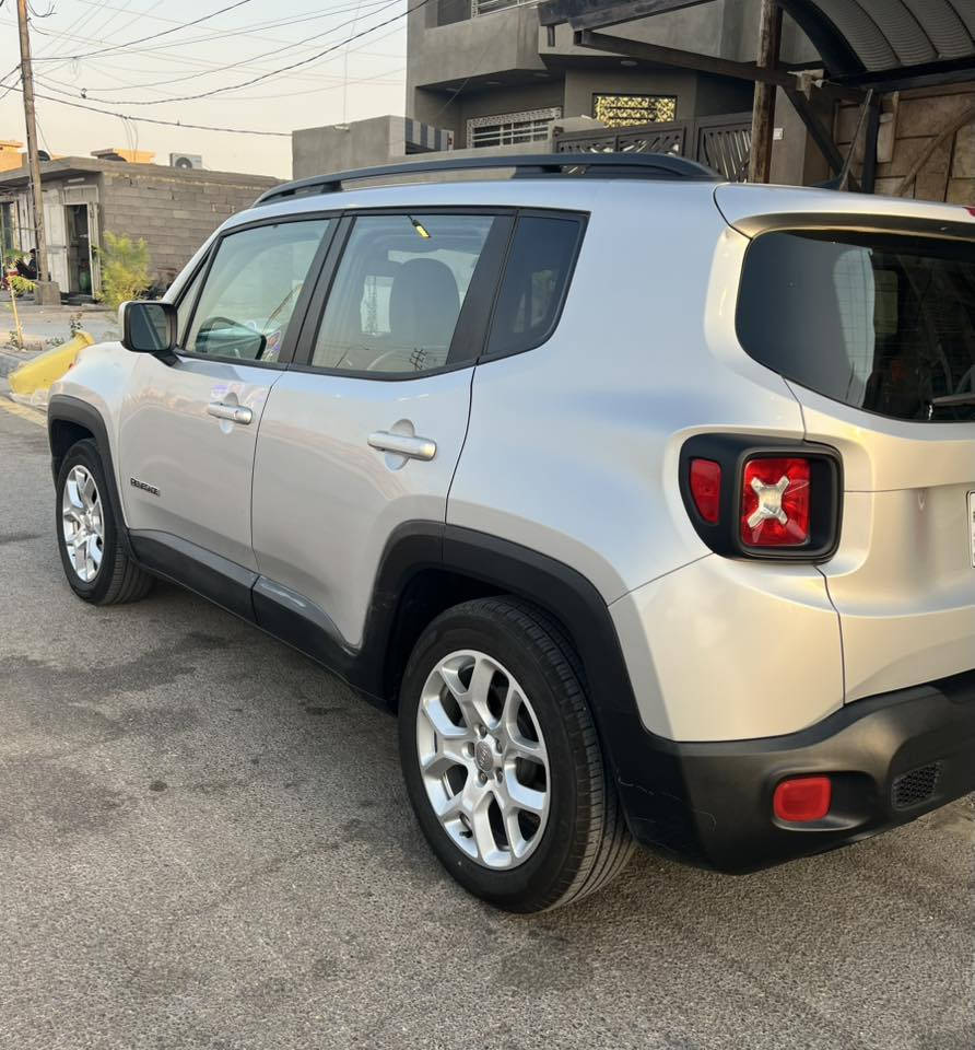 جيب رينكد 18 أمريكي مبدل جاملغ وبنيد
مكينه 2400 ماشيه 87
مكينه وكير مكفولات 
كشنات جلد احمر مطعم بسود
رقم واسط مكانه الكوت سياره كلش نضيفه
للاستفسار  ***********
