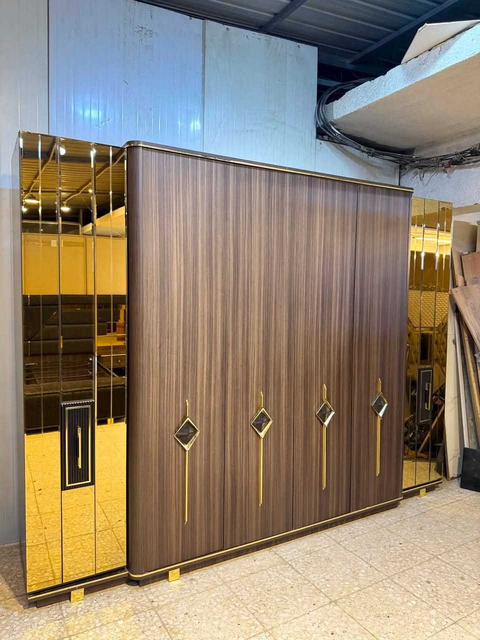 غرفة تركيه مودرن حديث نضام الهايدروليك


**إذا كنت صاحب هذا الإعلان وتريد حذفه لأي سبب، رجاءا أرسل رسالة إلى الدعم الفني**