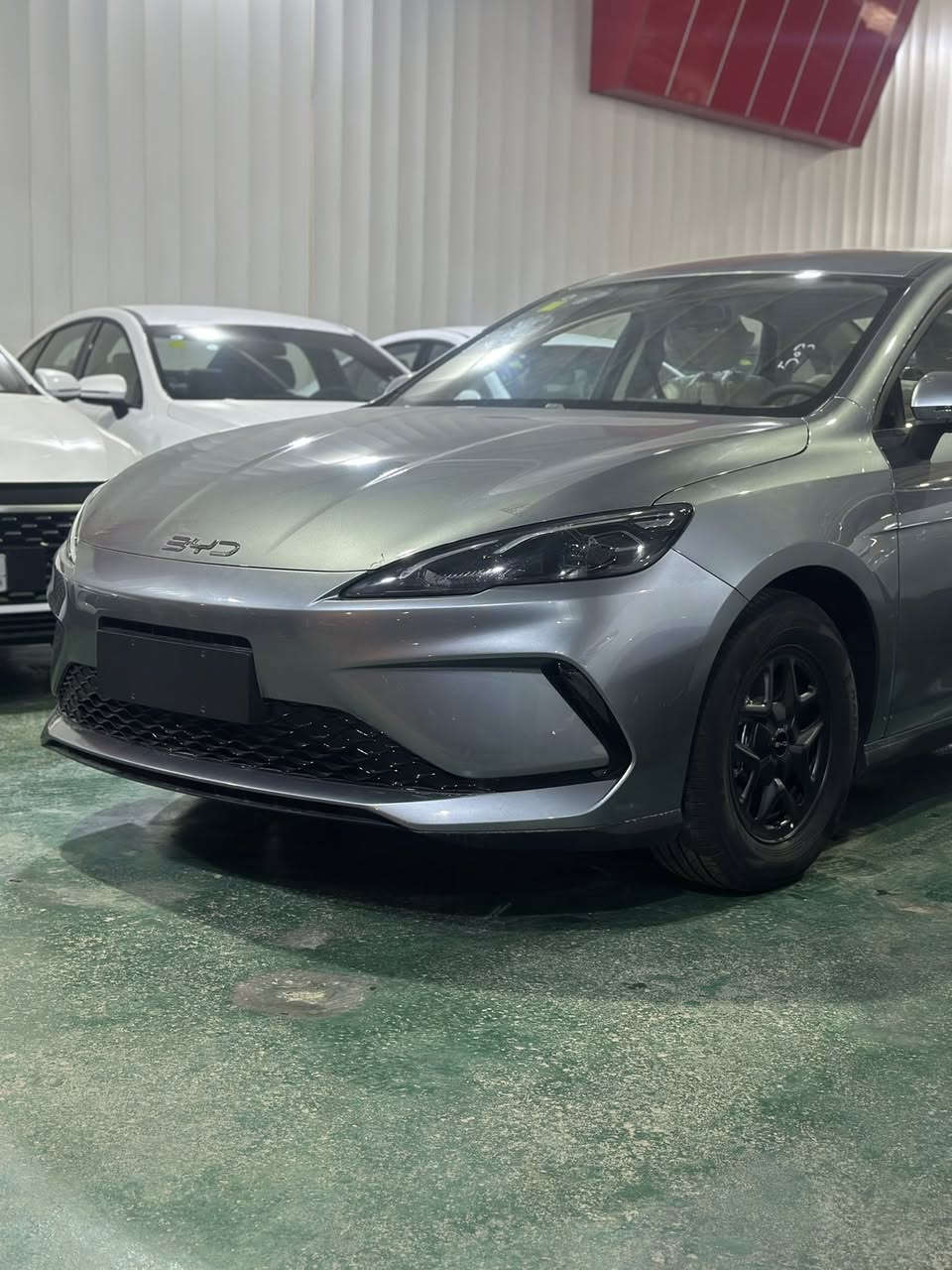 �🚗 عروض شهر الخير في معرض التسامح 🔥
استقبل شهر رمضان بسيارة جديدة ومميزة…BYD Qin Plus 

✨ أبرز المواصفات:

🔑 دخول ذكي (بصمة + كارت)

💺 مقاعد جلد بلون زيتوني فاخر

📊 شاشات + عدادات ديجيتال بالكامل

🎮 تحكمات ستيرن كاملة

❄️ تبريد قطعتين

💰 عرض رمضاني خاص وسعر منافس

📌 طريقة البيع:

يتوفر البيع نقداً أو مراوس

❌ الأقساط غير متوفرة

📍 معارض البياع – شارع الوسط معرض التسامح

📞 ***********

وتساب ***********

لا تفوّت الفرصة… العروض محدودة 🚘
