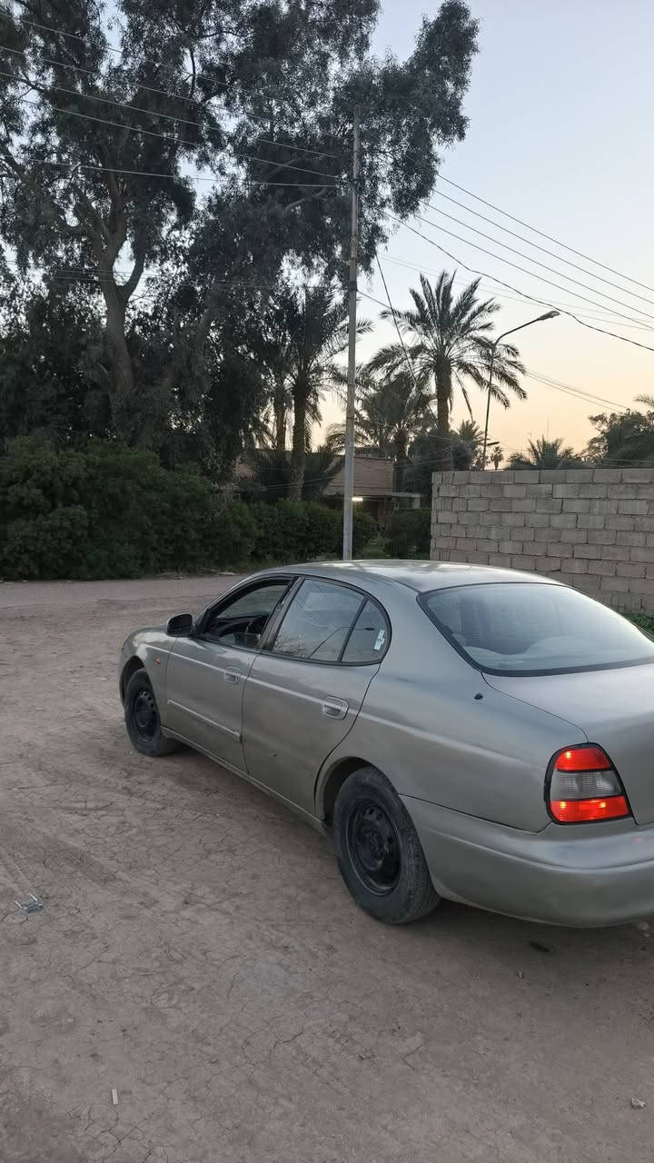 سلام عليكم دايو لكنزه موديل ٩٩ محرك مفتوح كير اوتو السياره جاهزه من كلشي كلشي بيها جديد  السياره مابيها اي نقص فقط صدر وعندي الكير النمره الولا والثانيه اتاخر الباقي كفاله السياره مرشوشه وبعد الكلير ماحاكي وممبولشه السعر 35 وبيها مجال مكاني بغداد  ***********
