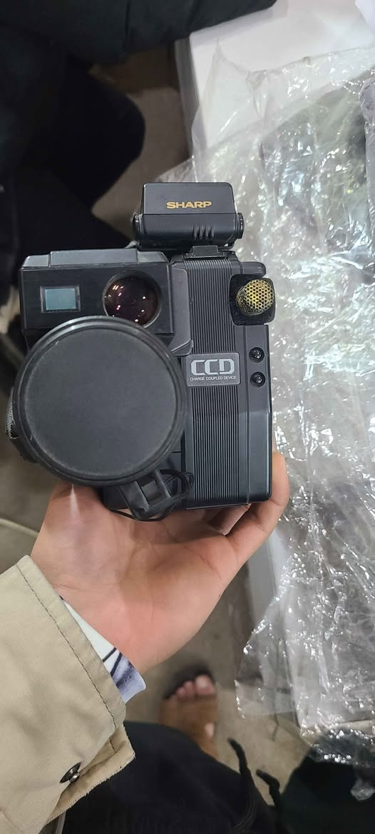 Model: Sharp VL-C73 (Made in Japan) السليمانية, العراق


**إذا كنت صاحب هذا الإعلان وتريد حذفه لأي سبب، رجاءا أرسل رسالة إلى الدعم الفني**