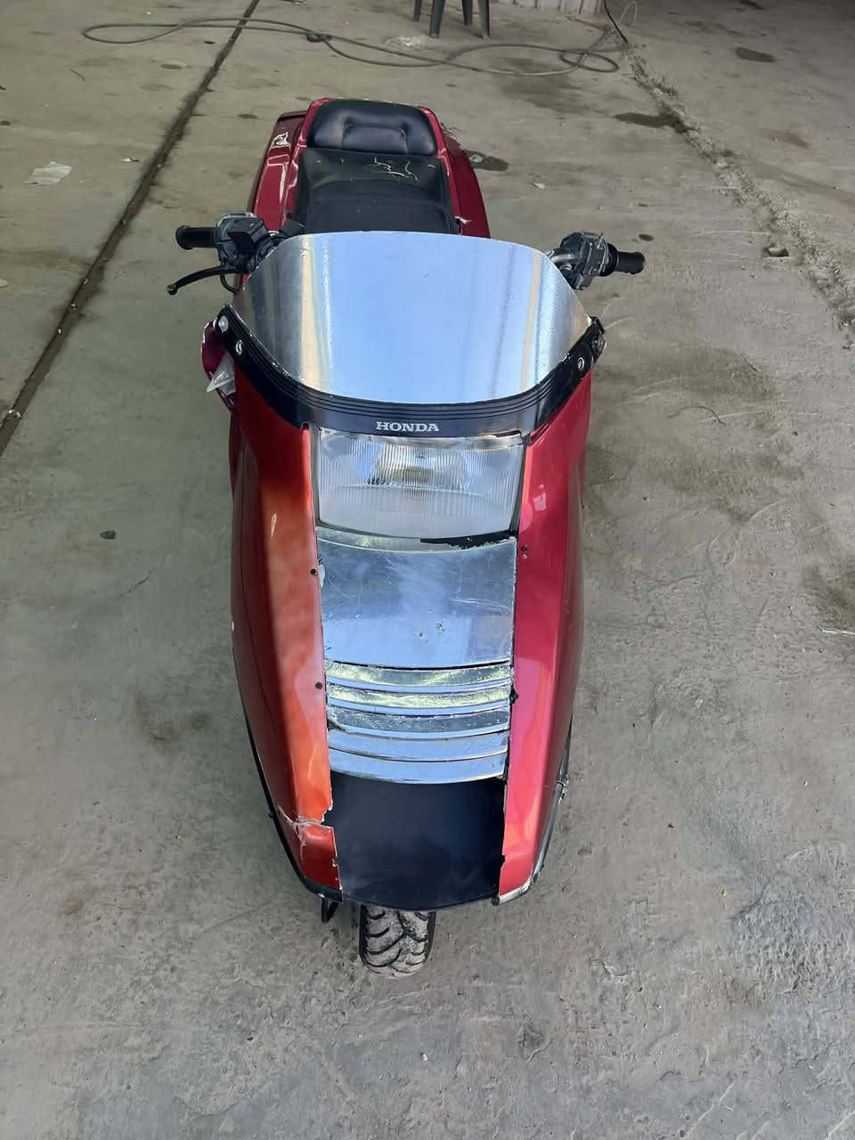 سلام عليكم  اعادت النشر بسبب الناس التعبانه 
فيوجن للبيع او لمراوس مكينه مفتوحه لا دخان لا صوت لا بخار 
شلعه ومعدل تشك الكاع 
لايت هورن شغال نكره سلف من الصبح 
تايرات بريكات دراجه جاهزه انكر سلف واطلع 
عوزها ترتيب للكفرات بس 
مكاني نجف عباسيه 
***********
