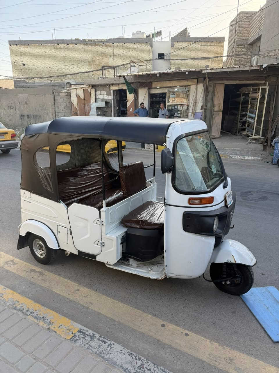 تكتك موديل ٢٢ رقم بغداد بيهة طخة بل صفحه ومعمره
جاهزه وكامله تحويل ثاني يوم 
سعره ٨١٠٠ وبيهة مجال مكاني ابو دشير هاذه رقمي ***********
