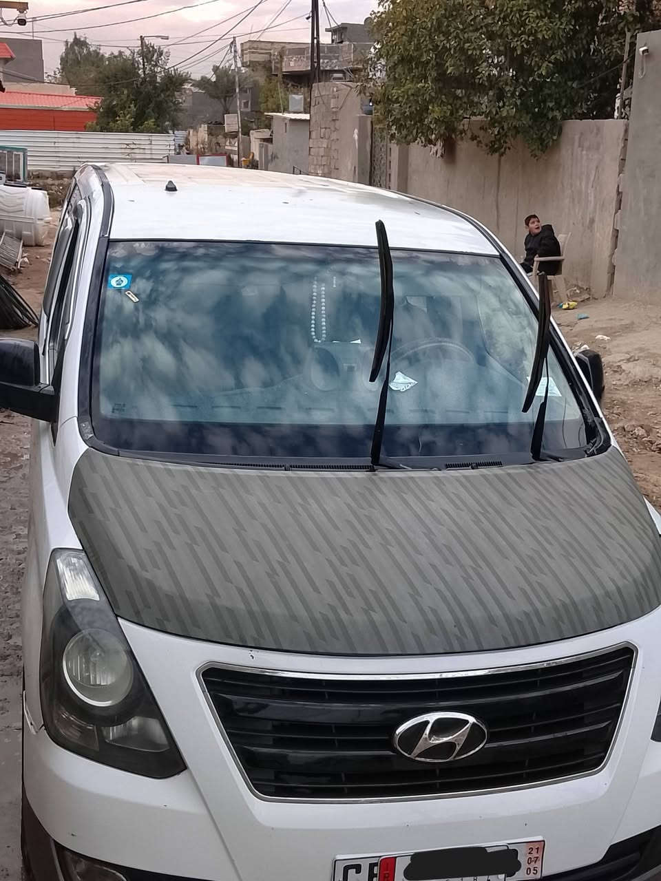 السلام عليكم  استاركس موديل 2012 للبيع سياره بيها صبغ اثر تكشير مكفول من الضربه
محرك لا تنقيص ولا تبخير 
سياره مال بيت
 رقم بغداد
السعر 145 وبيها مجال 
مكان السيارة بغداد
للاستفسار  الاتصال على الرقم 
***********
***********
