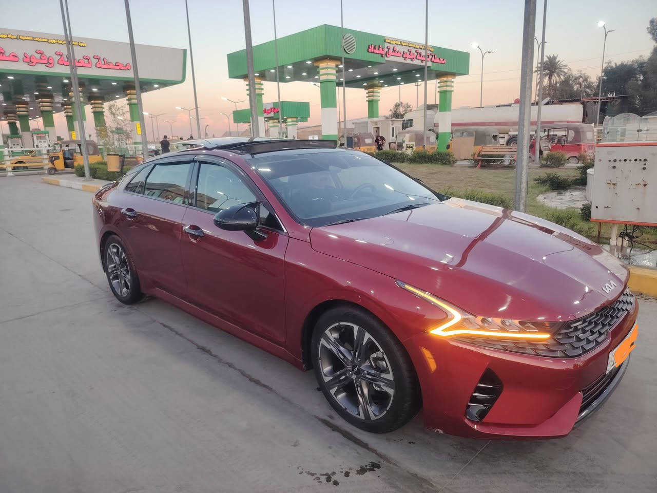 سلام عليكم كي فايف ٢٠٢٢ وارد أمريكي رقم بغداد بسمي سياره فول مواصفات EX أعلى فئه كشنات جلد تدفئه تبريد كشن سياقه ذاتيه أربعة انضمة قياده ذاتيه ومن الاخير مفوله مواصفات ماشية ٥٩ ميل السعر ١٦٧ وبيه مجال مكان السياره بغداد الشعب ***********
