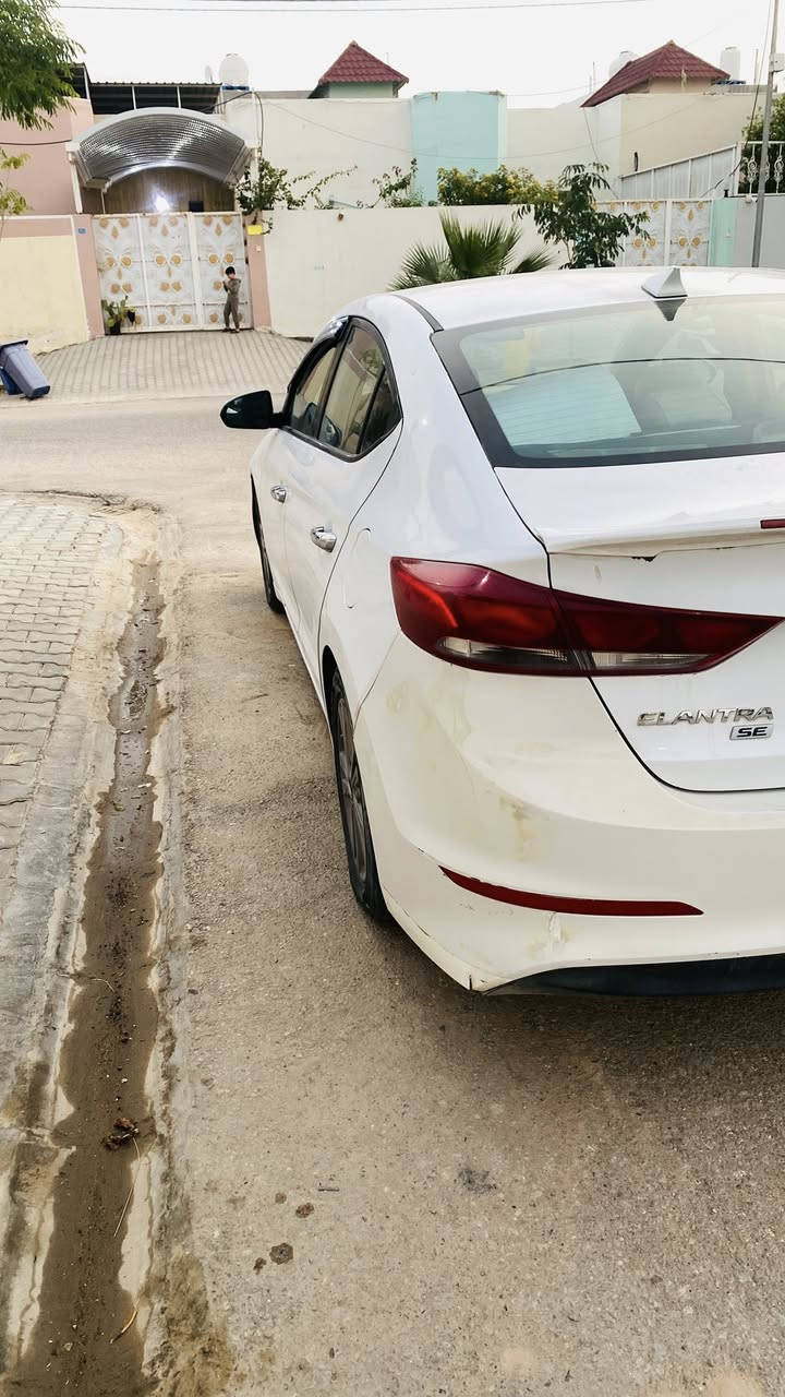 السلام عليكم
سياره النتره 2017 وارد امريكي حادثها جاملغ وباب 

المحرك 2000 دوش 

شاشه دشبول 

كامره خلفيه 

تحكم ستيرن جهتين 

يوجد منضومت غاز 

تبريد ثلج تتفئه كلها شغاله 

رقمها نجف السياره بسمي 

 السنويه نافذه لغايت  لل 2029

السياره حلوه ونضيفه مثل ما موجها بل صوره 

الرقم الهاتف *********** 

السعر 122 وبيها مجال بسيط
