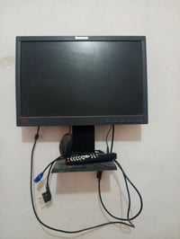 لبيع ب٣٠  ٠٧٨٢٨٨٥٦٣٠٤