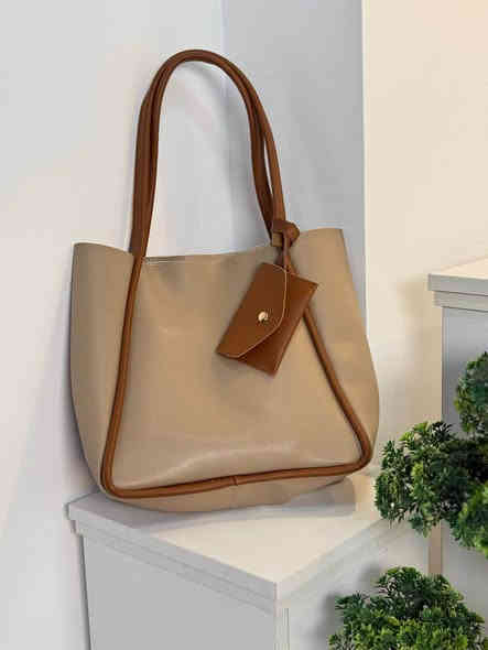 حقائب كوالتي ممتاز جلد سوفت ناعم 

متوفر توصيل كل انحاء العراق 5 الف ✅
للطلب والاستفسار مراسلة واتساب 

‭0785 366 5877‬
او عن طريق رابط الانستكرام 

https://www.instagram.com/2.shoz?igsh=MXAycmN5dHc4eXJtNQ==

تيك توك 

https://www.tiktok.com/@2.shoz?_r=1&_t=ZS-921nR4cpsqS حلة
