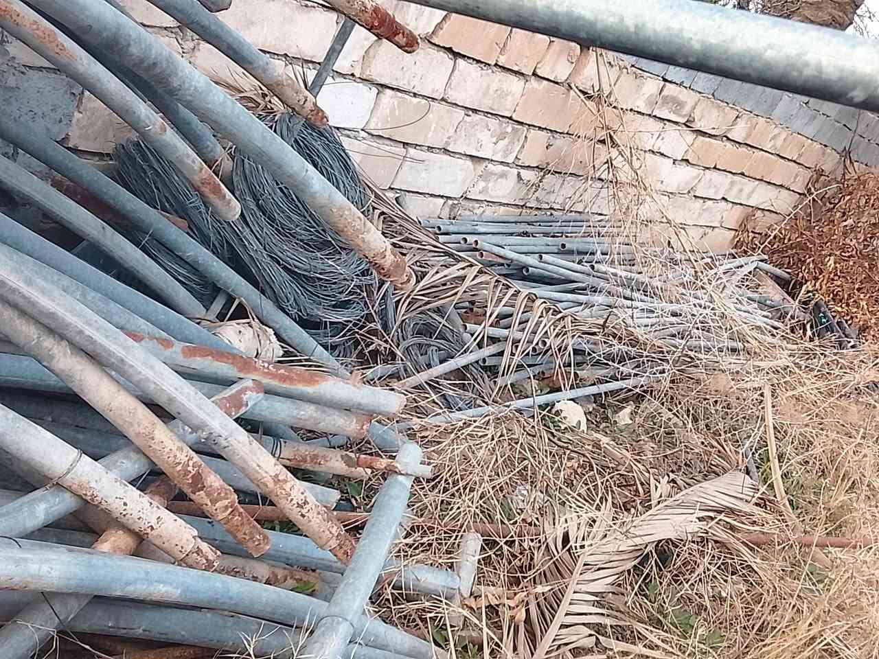 بيوت اربع قطع مقلون اردني بغداد مكانهن اليوسفيه رجاء ***********.        ***********.  قول مو شراي لا ينتصل ولا يدق
