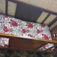 كاروك للبيع هوة والدوشك مالته مابي ضرر بس الي بالصورة السعر 35 للتواصل...