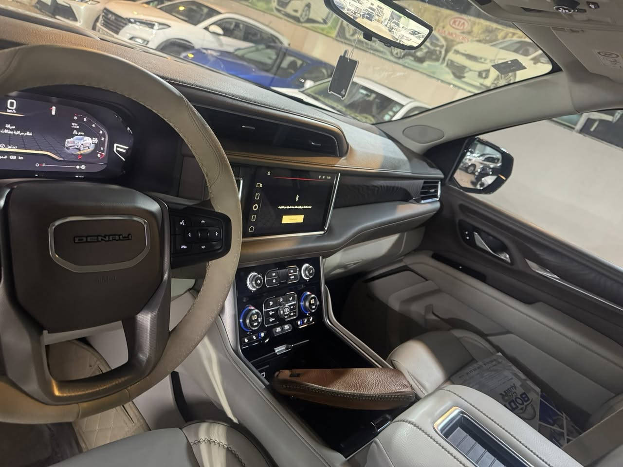 جي ام سي دينلي فول 2023 مكفوله مغلفه ppf السياره جديده ماشيه 55.000
الشراي يتصل. ***********
