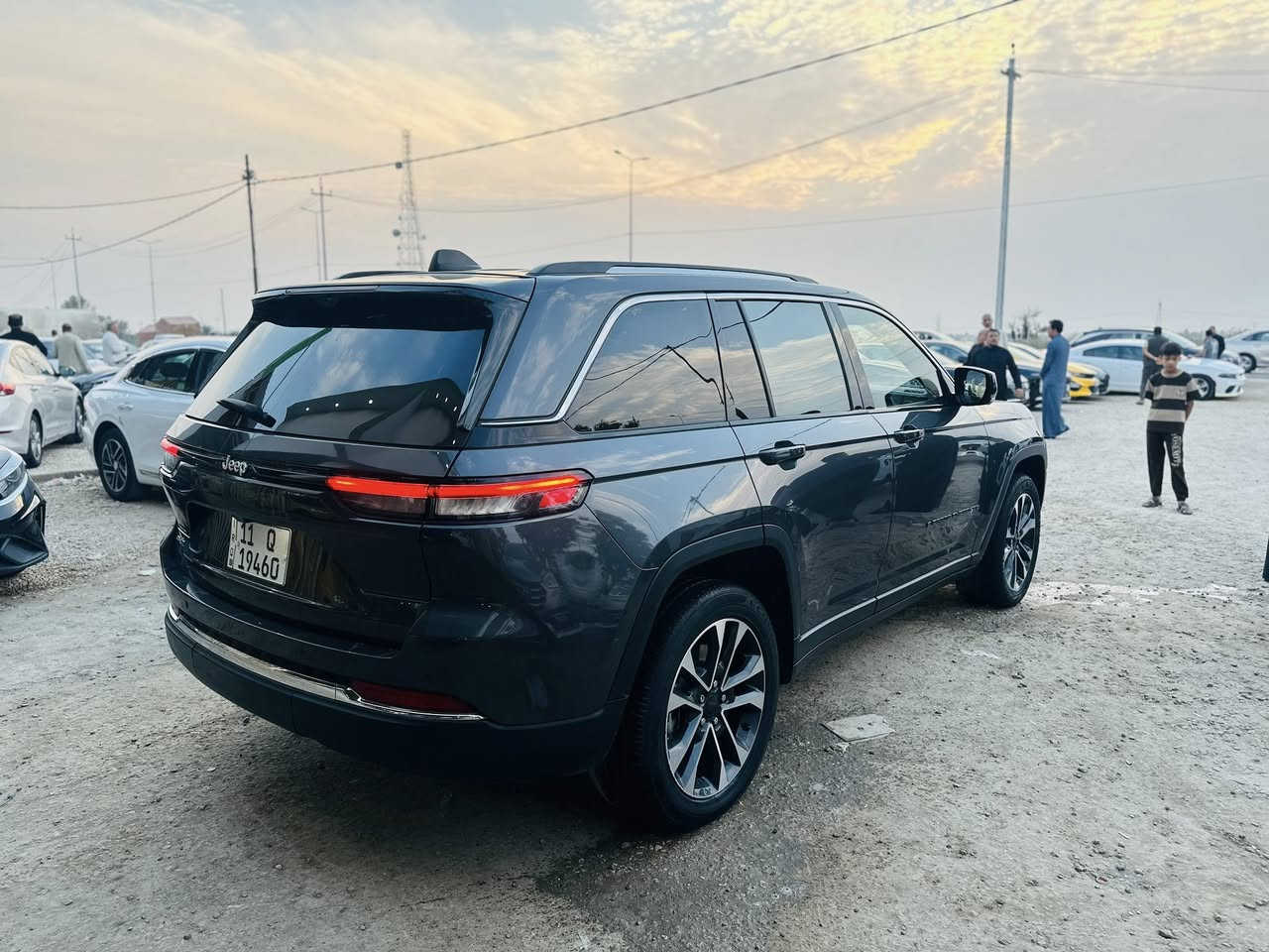 سياره فول دبل شاشه بانوراما فتحتين  5كامرات  ضرر تبديل ٣قطعً نفس لون سياره ولا قطعه صبغ محرك 2500ملاحضه سياره بيها تصلح بل لغد الامامي لغد وليسه شاصي العنوان السماوه الرميثه معرض شعاع الفرات ترهم مرارس حسب القناعه الاستفسار ***********واتساب ***********
