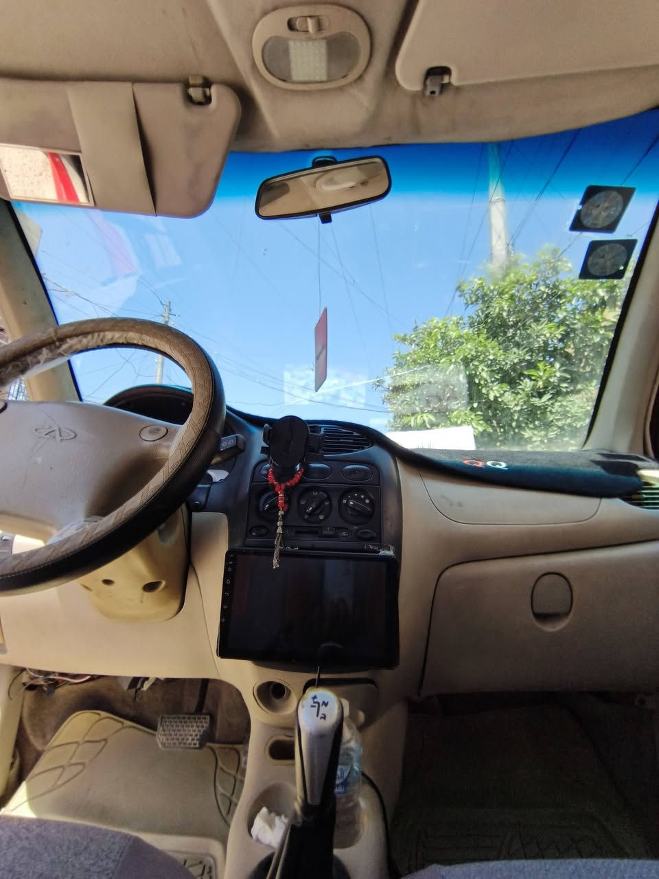 كيو كيو ٢٠١١بسمي كير مكينة تبريد جاهزة شاشة ريمونت سنتر لك كلة شغالة انشالله مابيهة كل نقص للبيع ومكاني بغداد الحرية سعرهة ٢٧ لشراي يتصل عل رقم ***********
