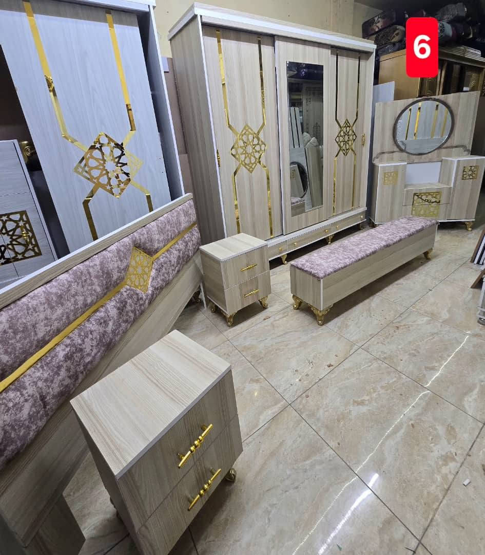 💥العروض الحقيقية بتلاقيها عنا بس👍
🛏️ غرفة نوم  جرار خشب لمايكا 18مم + فرشة هدية0968277037
💰6 مليون و500 ألف فقط!
🎨 تصميم عصري وأنيق يشمل:
✨ سرير مجوز صندوق 160×200
✨ خزانة 3 أبواب جرار 220×217 [مقطعة رفوف من الداخل مع تعاليق للملابس ] مع 3دروج للخزانة
✨ مكتب مع مرآة + 4 أدراج + تابورية
✨ كمدينتين + شازلونة للسرير
🚛 توصيل وتركيب سريع حتى باب بيتك!
📲 احجز الآن قبل نفاد الكمية واستمتع بغرفة أحلامك!


**إذا كنت صاحب هذا الإعلان وتريد حذفه لأي سبب، رجاءا أرسل رسالة إلى الدعم الفني**