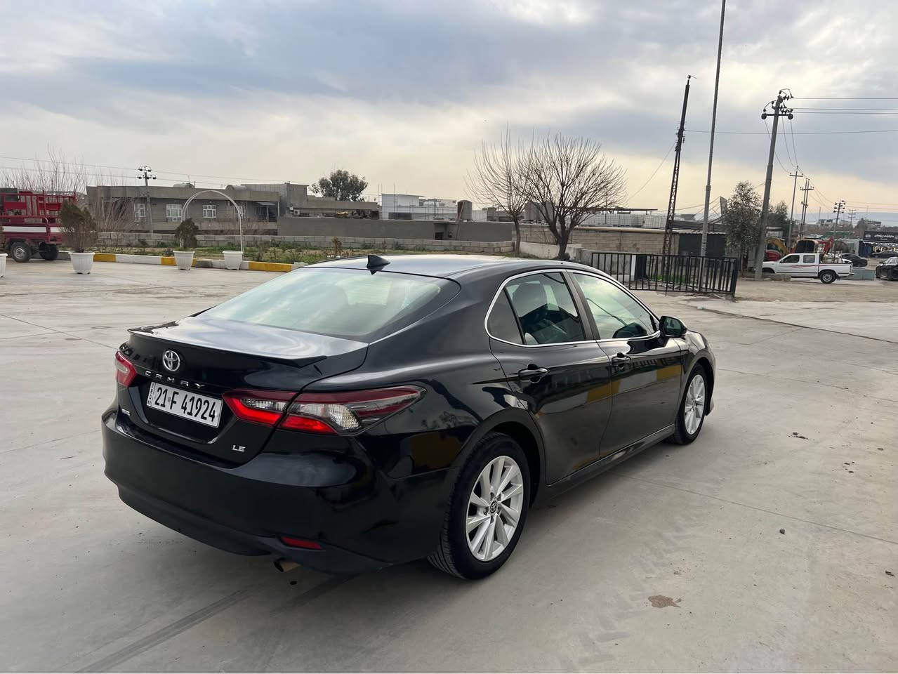 سەرەتا بەناویخوایگەورەو میهرەبان
تویتا کامیری 2023
نمونە لەجوانی مالی دۆستە 
هموو گیانی لەسەر دەعی شەریکە ماوە
دەعامیپیشی وو لایتەکانیشی بیلادییە زۆر تازەو جوان ماوەتەوە
سەیارەکە دواو پیشی کپسە  یک پلە بۆیاخی هییە 
مواسەفات  رادار  خەتی جادە  بریک ئۆتۆ
مواسەفات LE
دژەخلیسک    50میل رۆیشتوە
زۆر زۆر تازییە
تایەی تازە
سەنەوی تازە
گیروومکینەو کارەبای بەشرت  
نرخی 195 وەرەقو معاملیکی برایانە
ژم
***********
ژم
*********** Singapore
