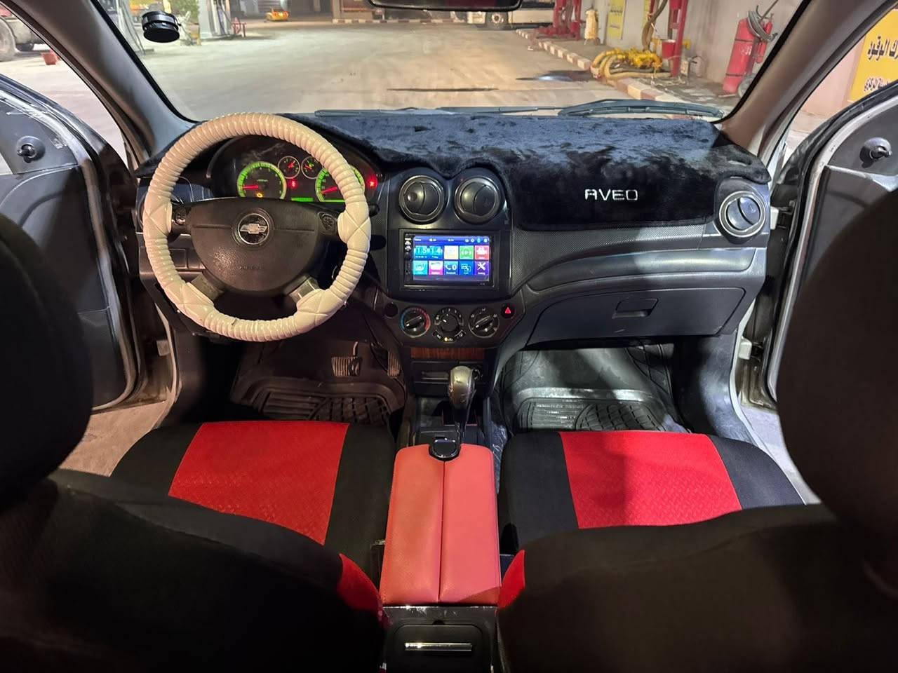 سلام عليكم افيو مسكر مديل 2007
كير مكينه محوفلات حداديه جديه 
السياره بيهه شوي بارد وبنيد مبدل 
السعر 52 وبيهه مجال بيع مستعجل 
العنوان نجف ***********
