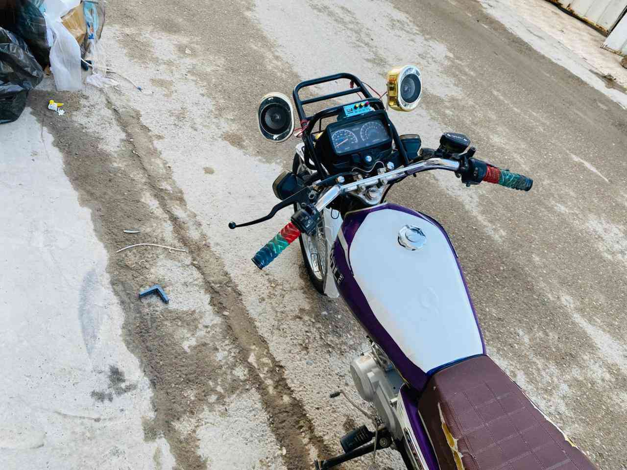 السلام عليكم دراجه للبيع 4 قير ايراني موديل 23 الدراجه كلش نظيفه ما ناقصها بس باتري. ‏السعر ‏على هذا الرقم ***********
